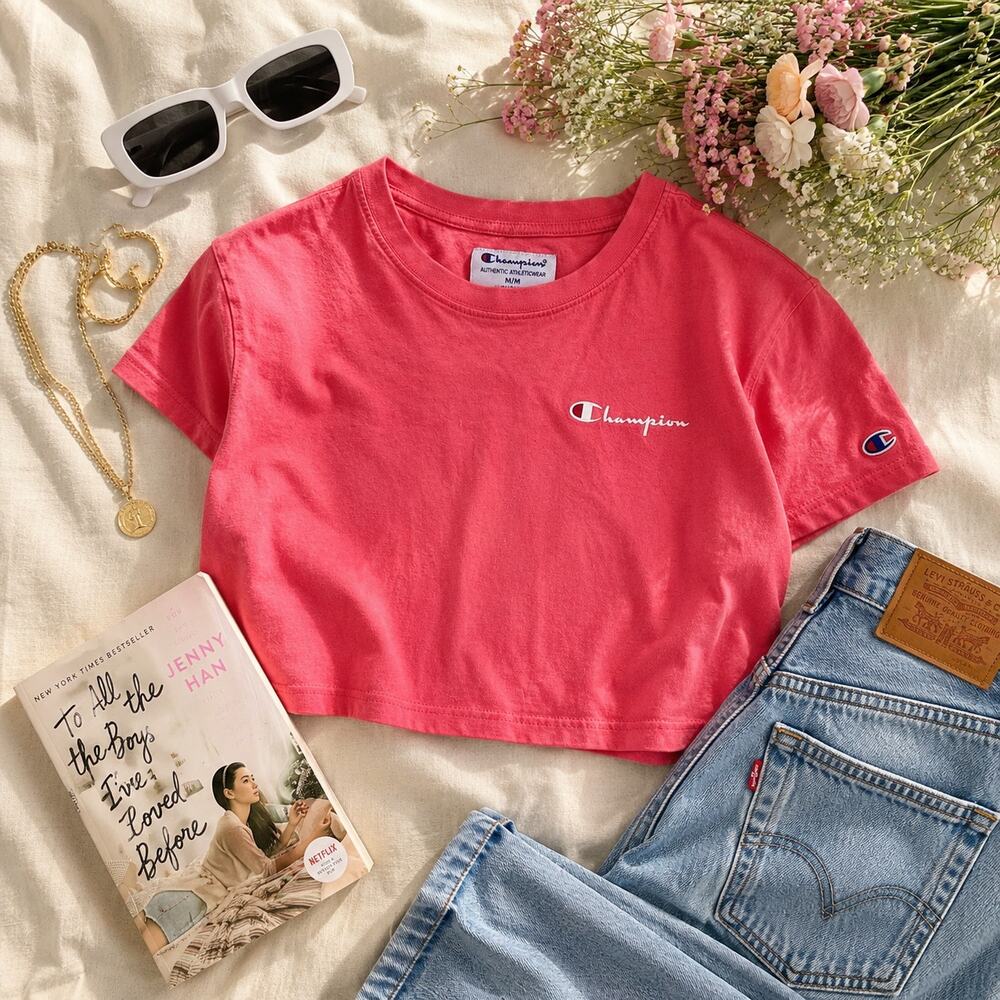 Champion Pink Cropped Graphic Logo Tee Women's Medium Short Sleeve Casual